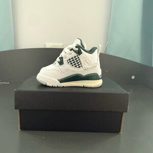 Jordan 4 TD White and Oxidized Green Sneaker